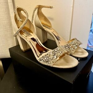 Badley Mischka Finesse Satin Heels w/ Crystals- Size 10